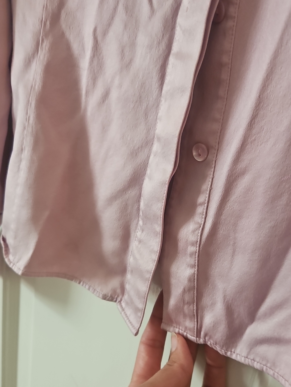 Lafayette 148 Brushed Silk Luxury Button down Shirt In lilac / Lavendar Color - Picture 4 of 6
